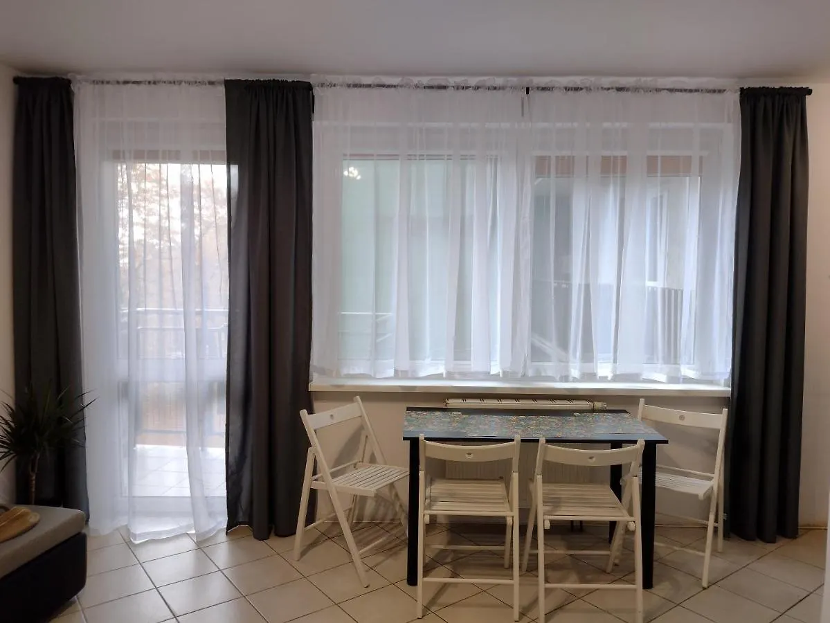 Dolina 21 Apartment Poznan Homestay