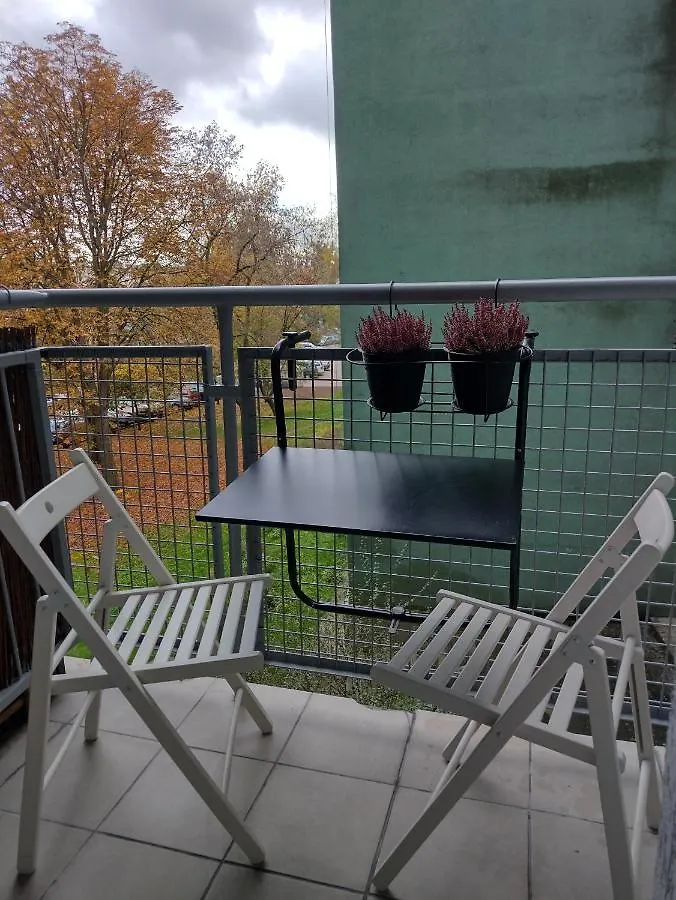 Dolina 21 Apartment Poznan Homestay
